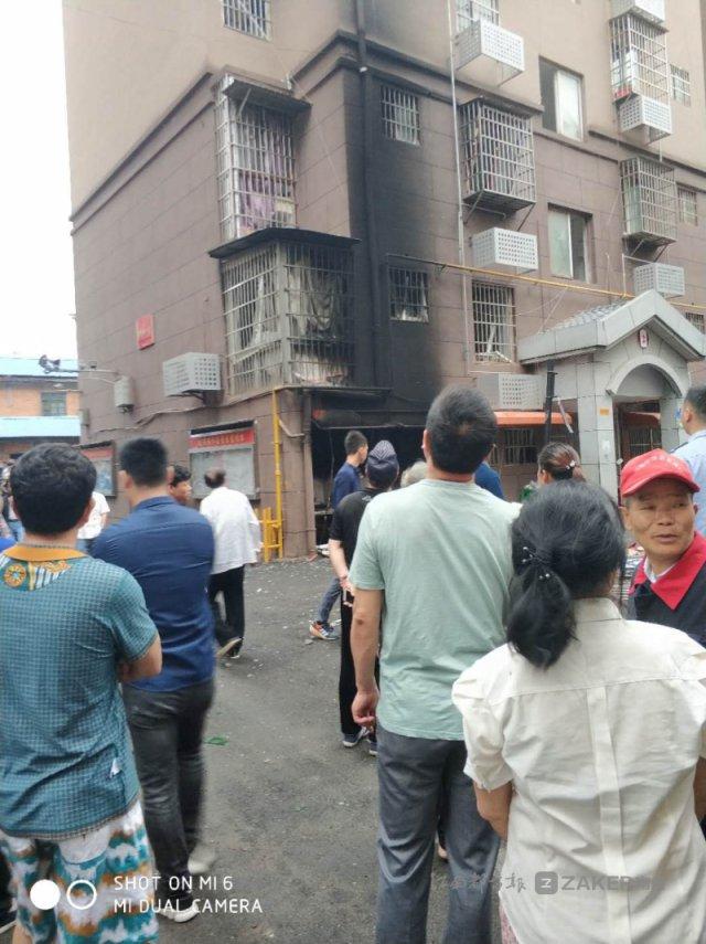 南昌新建區(qū)一小區(qū)煤氣罐爆炸， 4 人受傷